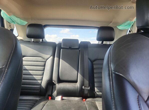 2FMPK3J81JBB28032 2018 FORD EDGE Silver უკანა სალონის ხედი