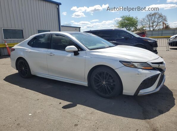 4T1K61AK5MU527331 2021 TOYOTA CAMRY White 