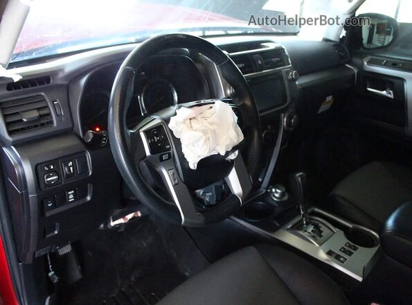 JTEBU5JR0H5437725 2017 TOYOTA 4RUNNER Red Вид задніх сидінь