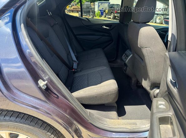 3GNAXUEV4KL254562 2019 CHEVROLET EQUINOX Blue Вид салону спереду