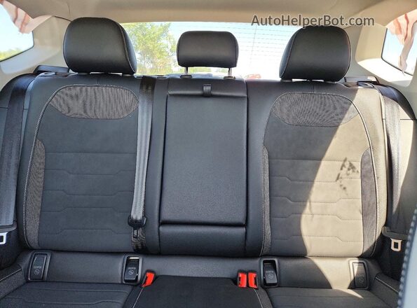 3VVSC7B29TM041463 2026 VOLKSWAGEN TAOS White Widok wnętrza z tyłu