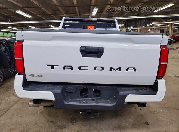 3TMLB5JN3RM011891 2024 TOYOTA TACOMA White 
