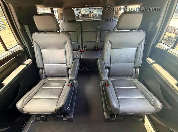 1GNSCCKDXPR303222 2023 CHEVROLET SUBURBAN Gray Rear interior view