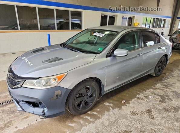 1HGCR2F36HA197747 2017 HONDA ACCORD Silver Trasero izquierdo