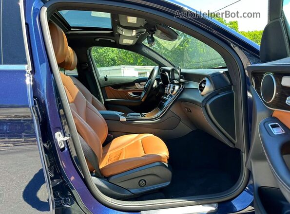 W1N0J8EB6NG025191 2022 MERCEDES-BENZ GLC-CLASS Blue Սարքավորումների վահանակի տեսք