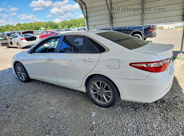 4T1BF1FK9GU203781 2016 TOYOTA CAMRY White Tył prawy