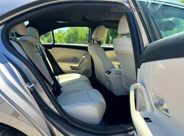 W1K3G4FB6LW047761 2020 MERCEDES-BENZ A-CLASS Gray Vista interior delantera