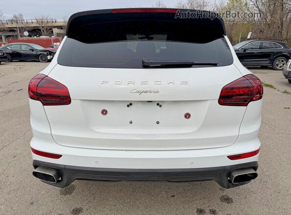 WP1AA2A21JKA02261 2018 PORSCHE CAYENNE White Вид наклейки з VIN-кодом