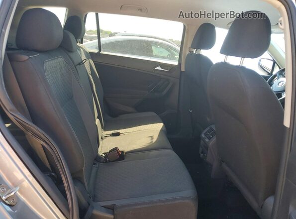 3VV1B7AX9MM029147 2021 VOLKSWAGEN TIGUAN Silver Вид підкапотного простору