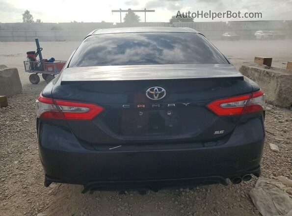 4T1B11HK1JU101975 2018 TOYOTA CAMRY Black Вид салону спереду