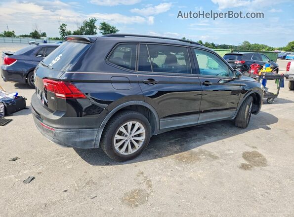 3VV1B7AX1JM013861 2018 VOLKSWAGEN TIGUAN Black 