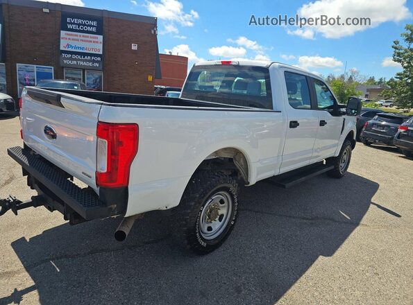 1FT8W3B60HED95980 2017 FORD F350 Белый Вид спереди