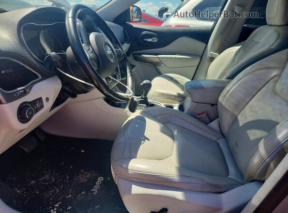1C4PJMDN9KD216594 2019 JEEP CHEROKEE Silver წინა პანელის ხედი