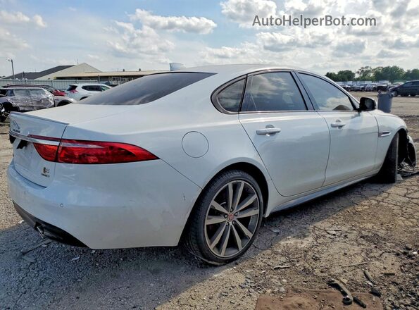 SAJBM4BV8HCY38219 2017 JAGUAR XF White Przód prawy