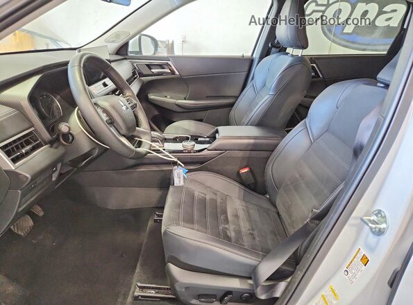 JA4J4VA87SZ033113 2025 MITSUBISHI OUTLANDER Белый 