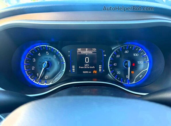 2C4RC1BG0KR555280 2019 CHRYSLER PACIFICA Black 
