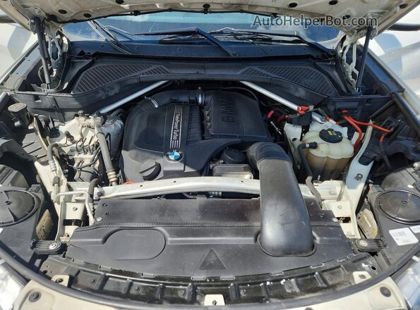 5UXKR0C53G0S89308 2016 BMW X5 White Vista de la etiqueta del VIN