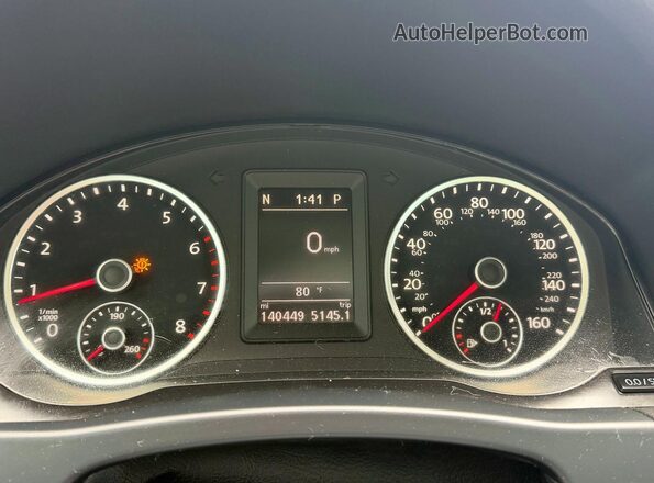 WVGRV7AX3HW506147 2017 VOLKSWAGEN TIGUAN Silver 