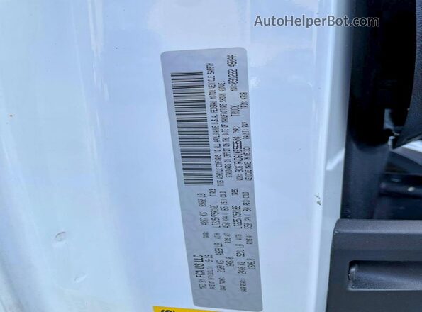 3C6TRVDG1KE563504 2019 RAM PROMASTER White Rear interior view