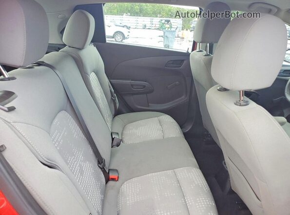 1G1JG6SB6L4122062 2020 CHEVROLET SONIC Red Widok wnętrza z tyłu