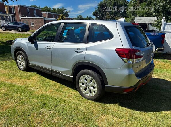 JF2SKADC8MH444068 2021 SUBARU FORESTER Gray 