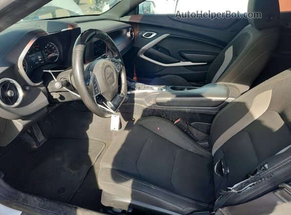 1G1FB3DX9L0118896 2020 CHEVROLET CAMARO White Vista del salpicadero