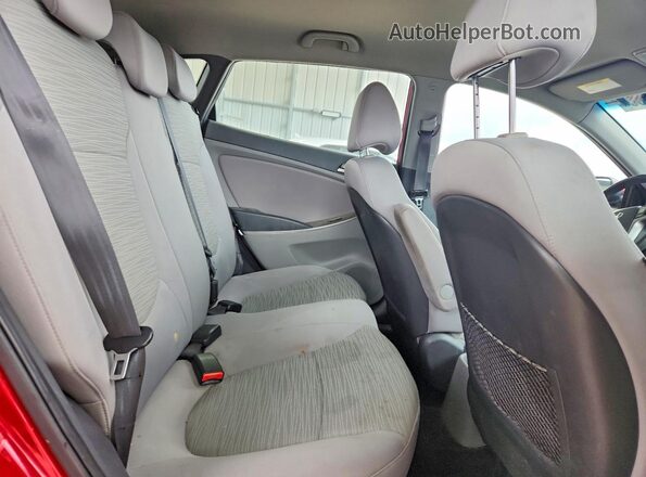 KMHCT5AE8GU262925 2016 HYUNDAI ACCENT Red Widok wnętrza z tyłu