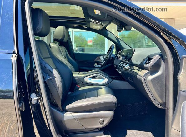 4JGFB4KB8LA058913 2020 MERCEDES-BENZ GLE Black Front view