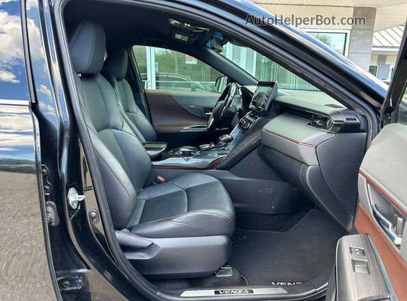 JTEAAAAH7NJ113338 2022 TOYOTA VENZA Black 