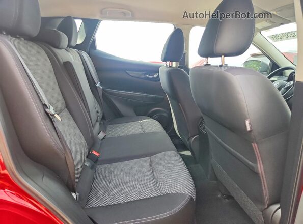 JN1BJ1CR7HW121559 2017 NISSAN ROGUE Red ძრავის განყოფილების ხედი