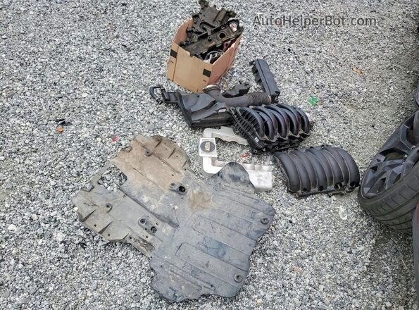 1GYS3BKJ7HR346548 2017 CADILLAC ESCALADE Красный 