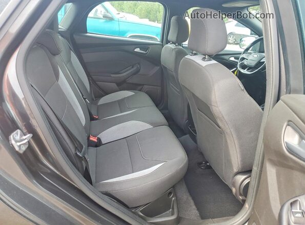 1FADP3L91GL308849 2016 FORD FOCUS Charcoal Rear interior view