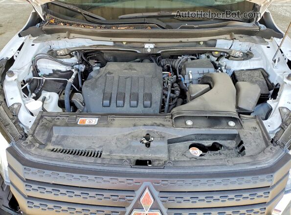 JA4ATWAAXSZ011246 2025 MITSUBISHI ECLIPSE White Вид підкапотного простору