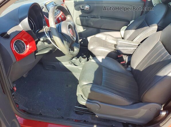 3C3CFFCR4HT521427 2017 FIAT 500 Красный Вид салона спереди