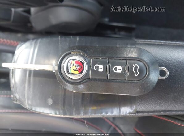 3C3CFFFH9GT161606 2016 FIAT 500 Yellow Առջևի վահանակի տեսք