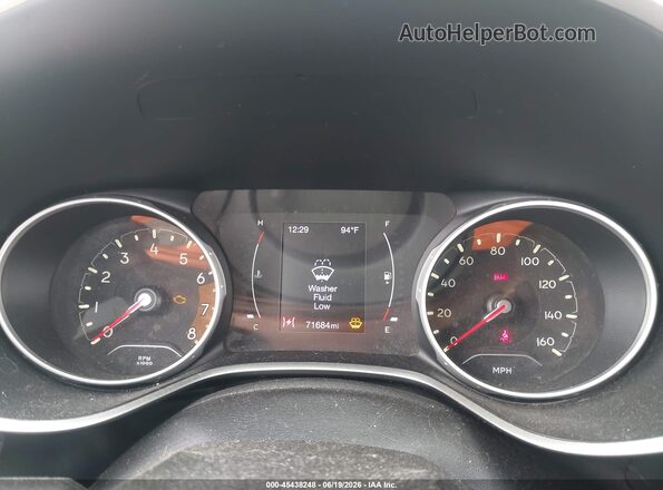 3C4NJCAB0JT107039 2018 JEEP COMPASS Black უკანა სავარძლების ხედი