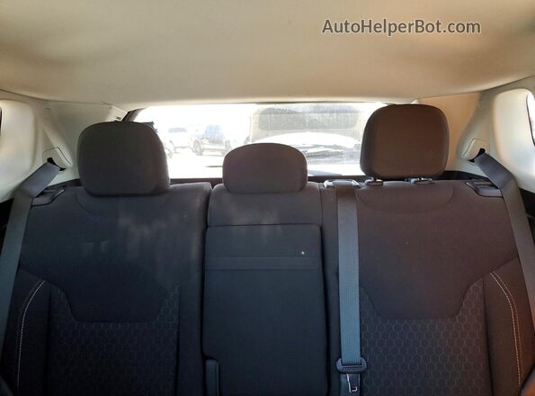 3C4NJCAB0KT617778 2019 JEEP COMPASS White Widok tylnych siedzeń