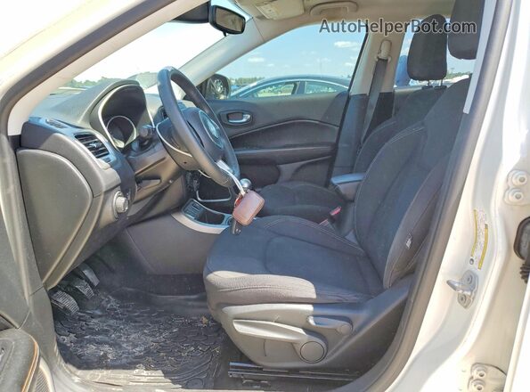 3C4NJCAB0KT617778 2019 JEEP COMPASS White Widok wnętrza z przodu