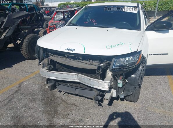 3C4NJCAB1JT471535 2018 JEEP COMPASS White Front view