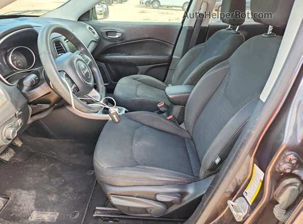 3C4NJCAB2JT214948 2018 JEEP COMPASS Gray Vista interior delantera