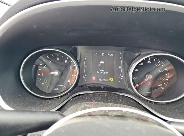 3C4NJCAB2JT368642 2018 JEEP COMPASS Gray ხელსაწყოთა პანელის ხედი