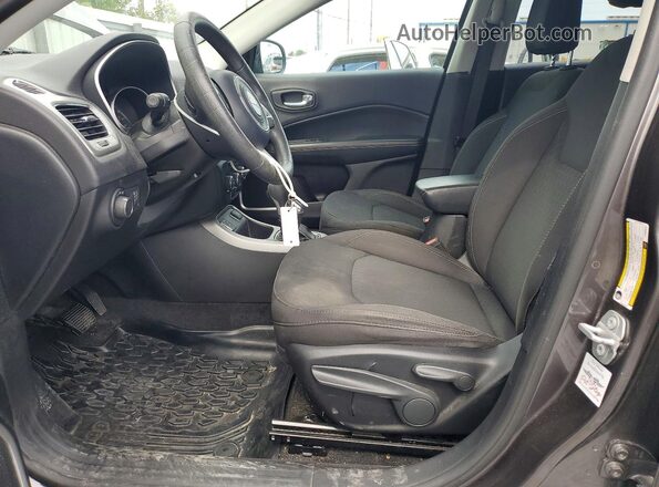 3C4NJCAB2JT368642 2018 JEEP COMPASS Gray წინა სალონის ხედი