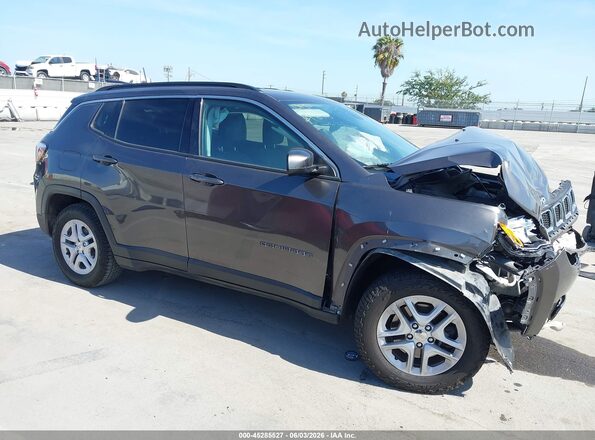 3C4NJCAB3LT169893 2020 JEEP COMPASS Gray Widok zestawu wskaźników