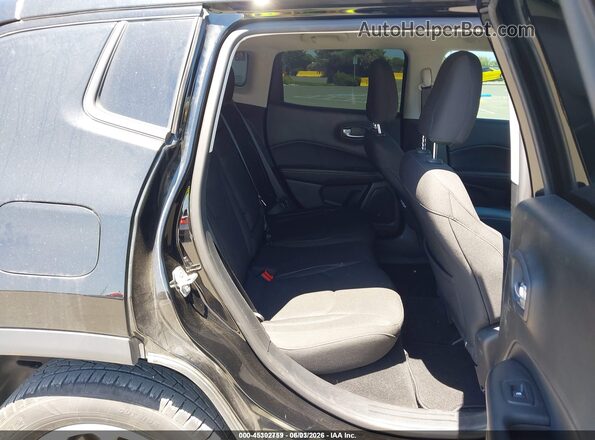 3C4NJCAB8JT374395 2018 JEEP COMPASS Black 