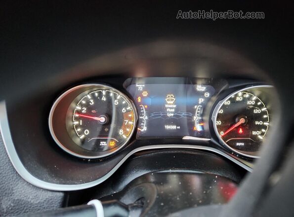 3C4NJCAB9JT361770 2018 JEEP COMPASS Charcoal Widok zestawu wskaźników