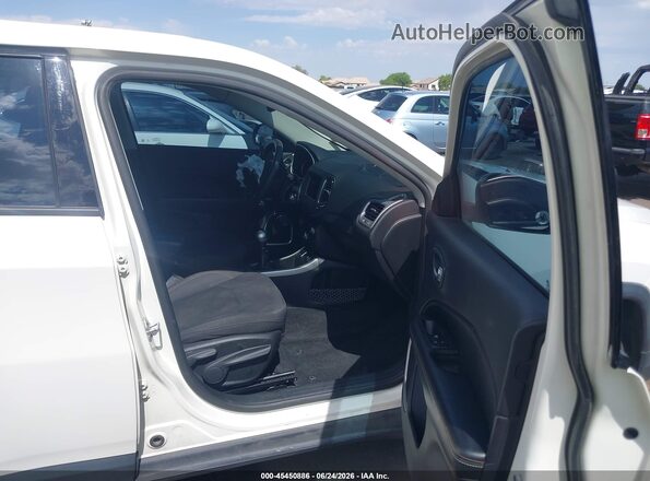 3C4NJCAB9KT677266 2019 JEEP COMPASS White Vista interior delantera