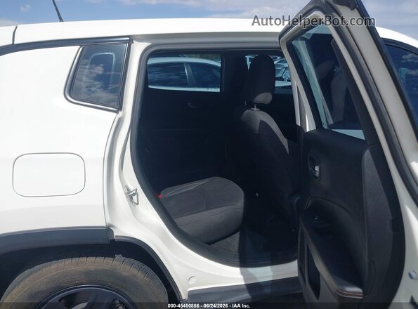 3C4NJCAB9KT677266 2019 JEEP COMPASS White Vista de la etiqueta del VIN