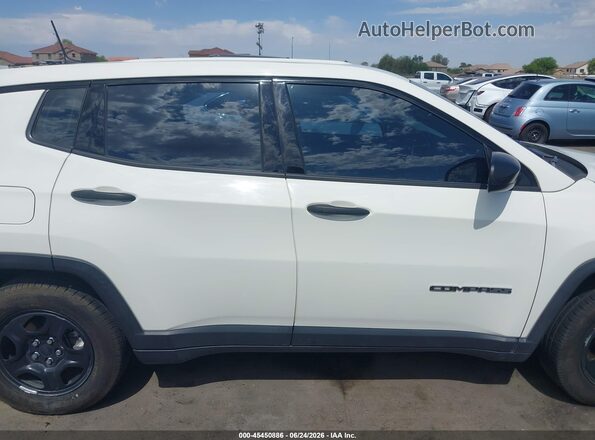 3C4NJCAB9KT677266 2019 JEEP COMPASS White Vista interior trasera