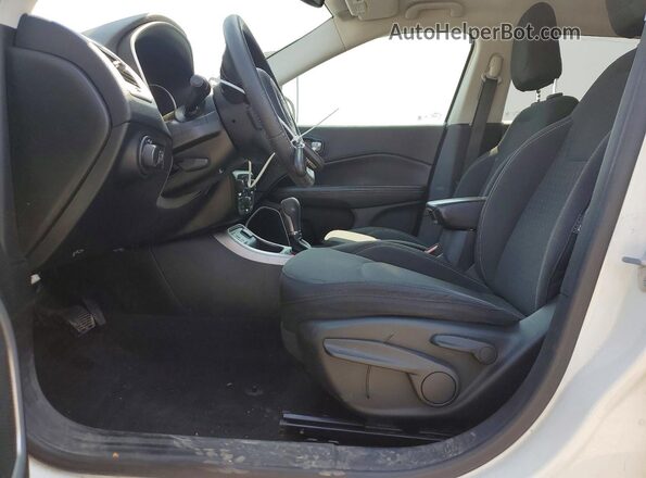 3C4NJCAB9KT848002 2019 JEEP COMPASS White წინა სალონის ხედი