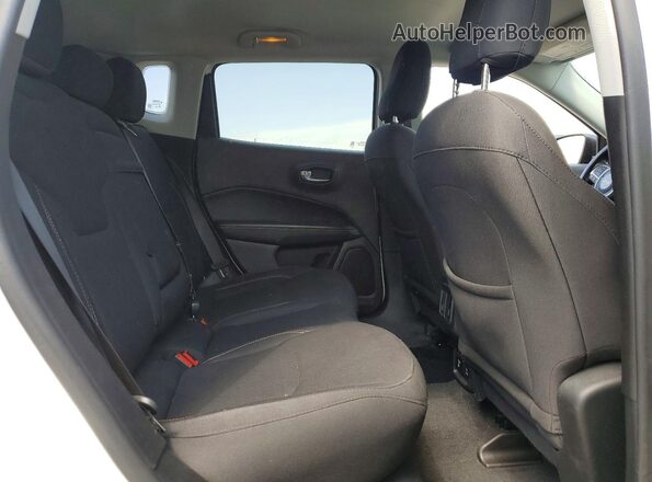 3C4NJCAB9KT848002 2019 JEEP COMPASS White უკანა სალონის ხედი